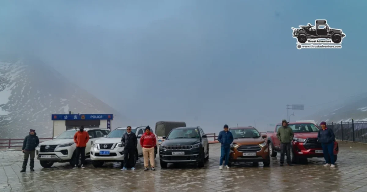 Convoy at Khamba La Pass towards Lhasa